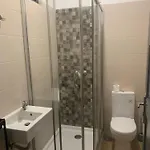 Mercado Quarto em Acomodações Particulares *